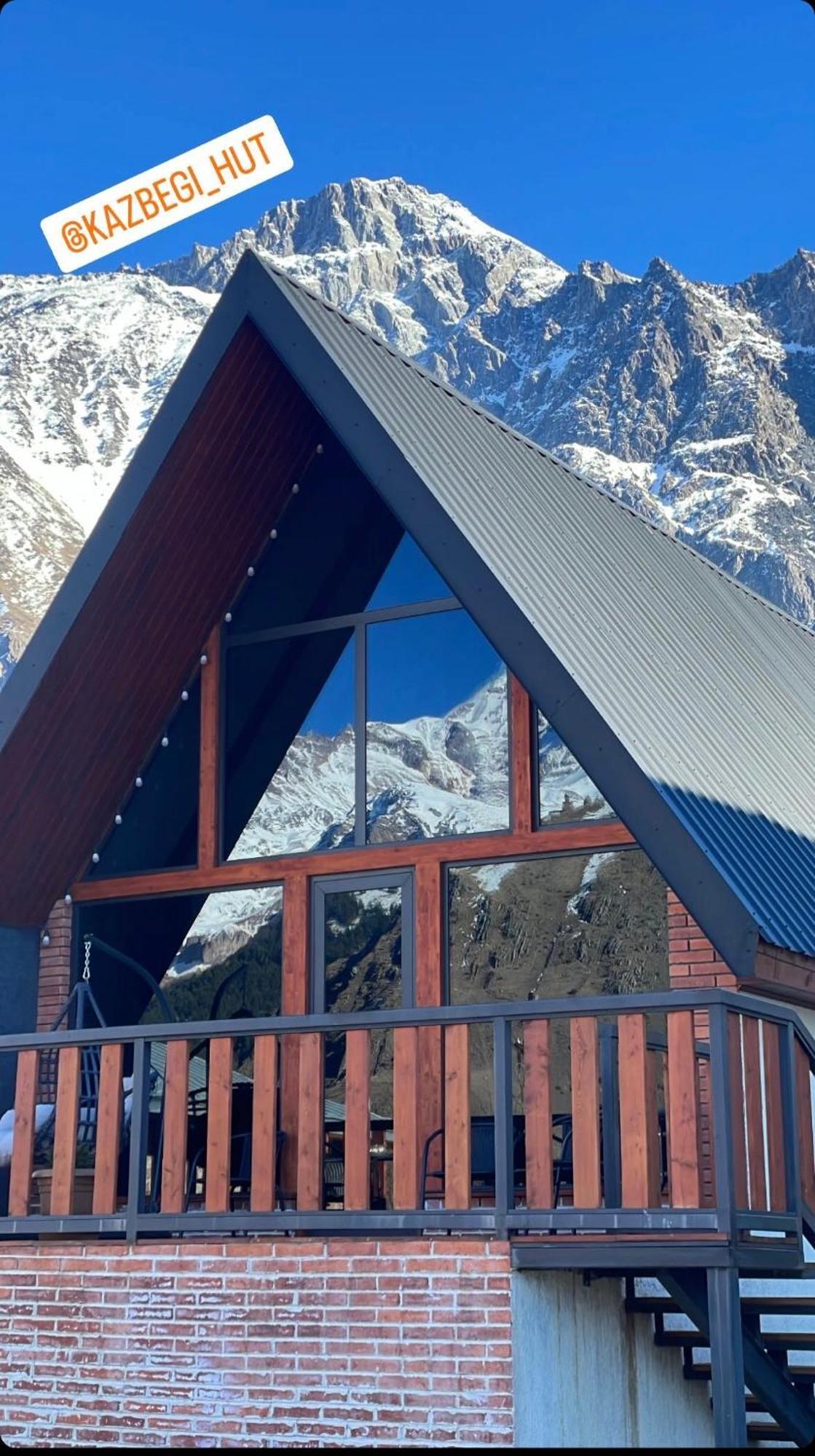 Kazbegi Hut Cottage ภายนอก รูปภาพ